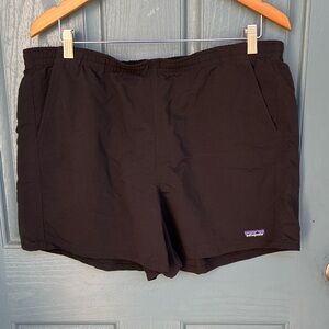 Women’s Black Patagonia Elastic Waist Draw String Shorts - XL